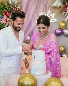 Ishita Dutta Looks Beautiful In Pink Saree At Her Baby Shower, Sister Tanushree Dutta Also Attends - See Pics