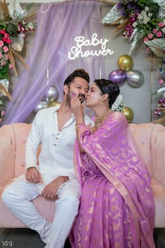 Ishita Dutta Looks Beautiful In Pink Saree At Her Baby Shower, Sister Tanushree Dutta Also Attends - See Pics