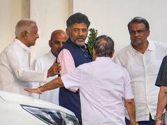 डीके शिवकुमार या सिद्धारमैया...सीएम के नाम पर सस्पेंस और बढ़ा, मल्लिकार्जुन खरगे के घर कई दौर की बैठक | 10 बड़ी बातें