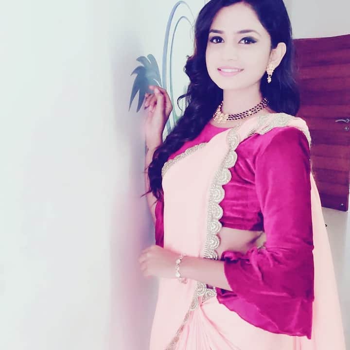 గుప్పెడంత మనసు వసుధార (రక్షా గౌడ) (Image Credit: Raksha Gowda/Instagram)
