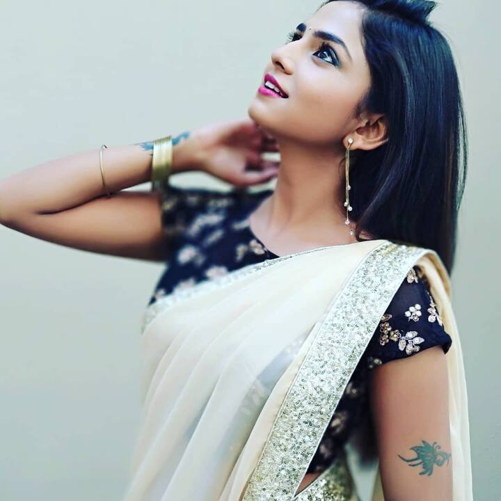 గుప్పెడంత మనసు వసుధార (రక్షా గౌడ) (Image Credit: Raksha Gowda/Instagram)