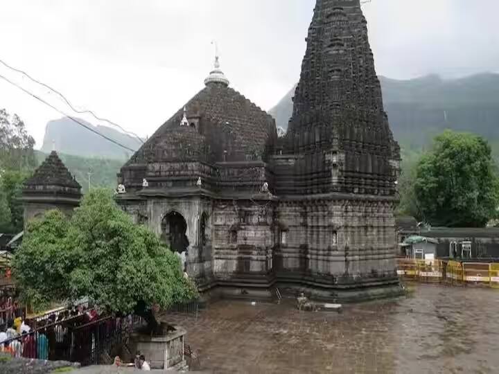 Maharashtra Nasik Trimbakeshwar Temple SIT Investigation 4 Muslim Man Identity Trimbakeshwar Temple: कौन हैं वो चार मुस्लिम? जिन्होंने त्र्यंबकेश्वर मंदिर में चादर चढ़ाने की कोशिश की
