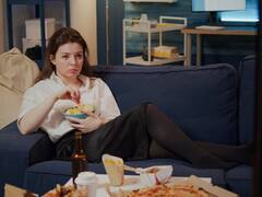 ज्यादा देर बैठे रहने से हो जाती हैं कई बीमारियां, जानें अगर बीच-बीच में मूवमेंट नहीं किया तो क्या होगा?