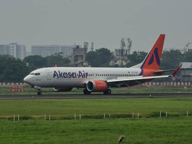 First-Time Flyer Arrested For Smoking 'Beedi' Inside Ahmedabad-Bengaluru Flight First-Time Flyer Arrested For Smoking 'Beedi' Inside Ahmedabad-Bengaluru Flight