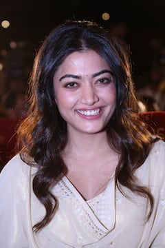 ‘బేబీ’ సాంగ్ లాంచ్‌లో రష్మిక - మెరిసిపోతూ!