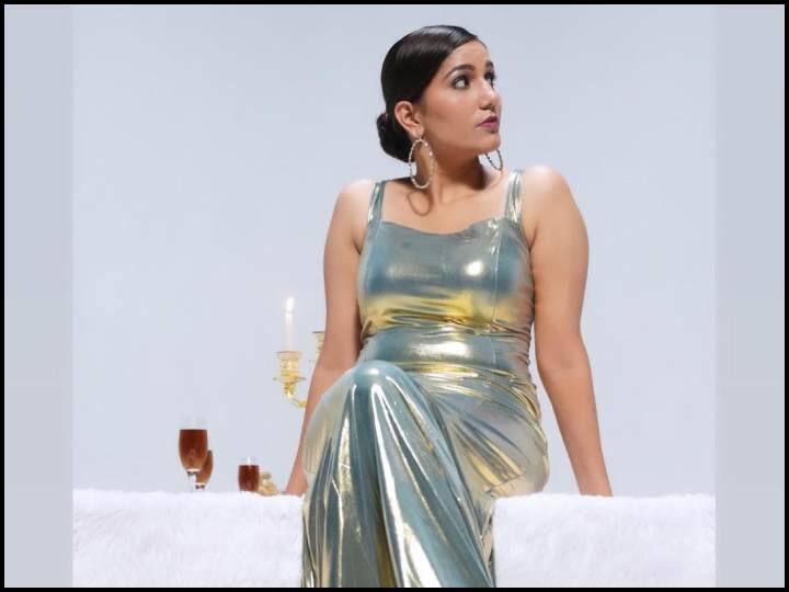 Sapna Choudhary a Famous Haryanvi Dancer on cannes film festival Red Carpet Debut Watch Full Report Cannes Film Festival: कान्स में सपना चौधरी का डेब्यू, रेड कार्पेट पर फैशन का जलवा बिखेरेंगी हरियाणवी डांसर