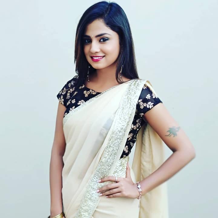 గుప్పెడంత మనసు వసుధార (రక్షా గౌడ) (Image Credit: Raksha Gowda/Instagram)