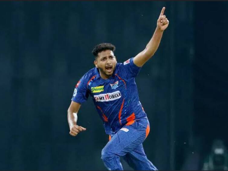 11 runs needed from the last over Brilliantly controlled by the 24 year old heaps of praise கடைசி ஓவரில் 11 ரன் தேவை… அற்புதமாக கட்டுப்படுத்திய 24 வயது இளம் வீரர்… குவியும் பாராட்டுக்கள்!