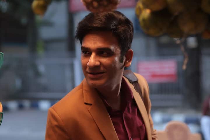 বিশেষ চরিত্রে দেখা যাবে অভিনেতা রজতাভ দত্তকেও।