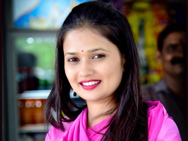 गौतमी गेल्या काही दिवसांपासून लग्नाबद्दल भाष्य करत असल्याने ती लवकरच लग्नबंधनात अडकणार असल्याची शक्यता वर्तवली जात आहे.