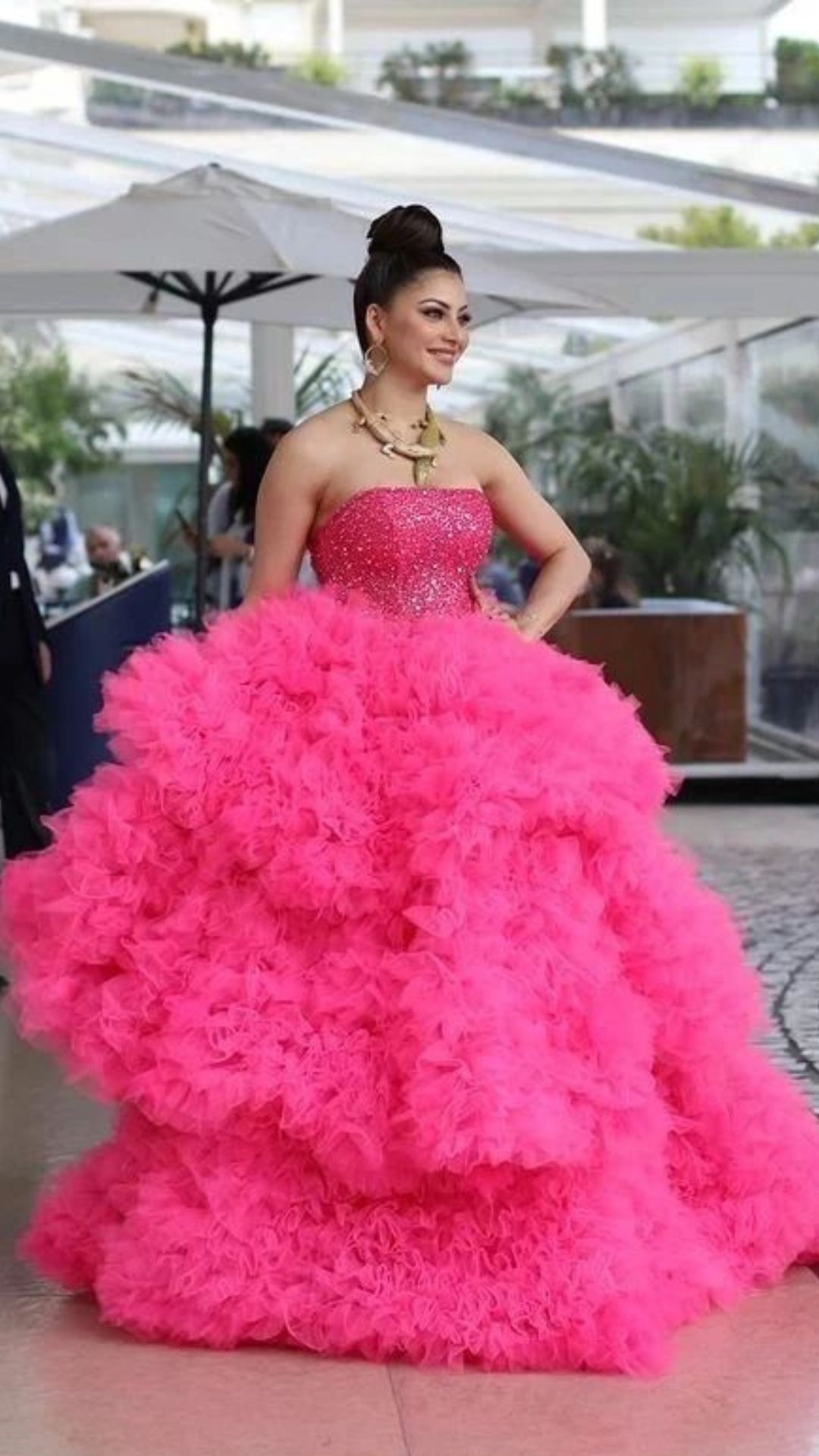 Urvashi Rautela Turns 'Gulabo' As She Slays In A Fuchsia Pink Ensembles  Complete With Feather Details & A Matching Satin Belt