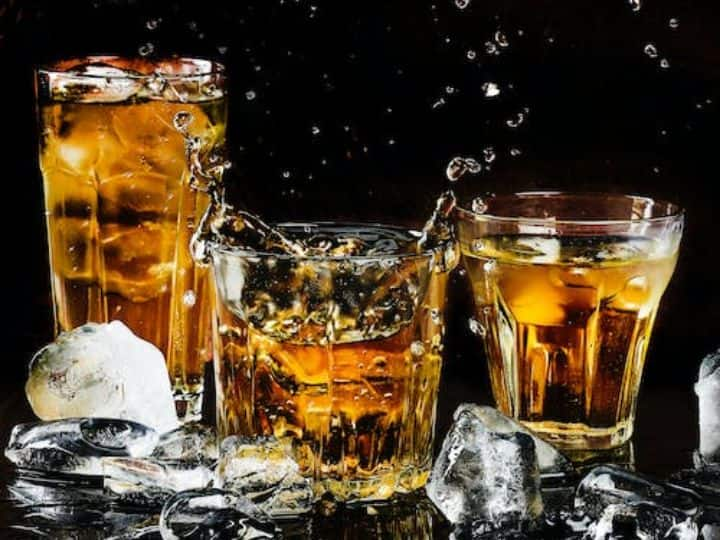 When does alcohol become a poison for the body? Destroy this part Health Effects of Alcohol: ਆਖਰ ਸ਼ਰਾਬ ਕਦੋਂ ਬਣ ਜਾਂਦੀ ਸਰੀਰ ਲਈ ਜਹਿਰ? ਇਸ ਹਿੱਸੇ ਨੂੰ ਕਰ ਦਿੰਦੀ ਤਬਾਹ