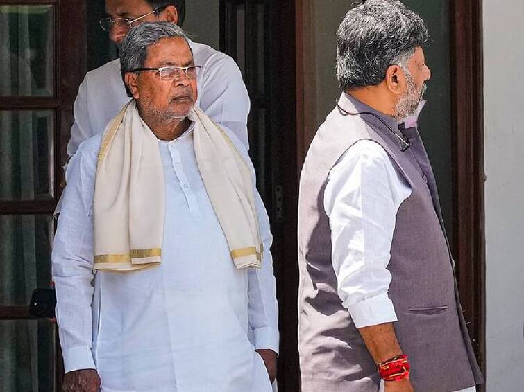 Karnataka Politics Siddaramaiah vs DK Shivakumar CM Fight Congress BJP Karnataka Politics: அடம்பிடிக்கும் சீனியர்கள்.. பாடம் கற்காத காங்கிரஸ்.. பயன்படுத்திக்கொள்ளும் பாஜக..!