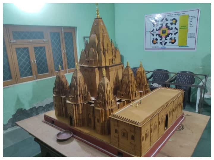 Varanasi Gyanvapi Case Controversy Hindu Built Ancient Temple model and Preparing Public Awareness ANN Gyanvapi Case: ज्ञानवापी विवाद के बीच हिंदू पक्ष ने बनवाया 'प्राचीन मंदिर' का मॉडल, जनजागरण की भी तैयारी