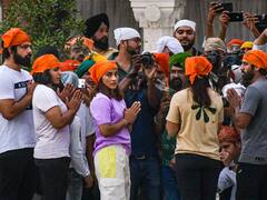 बंगला साहेब गुरुद्वारे में दर्शन करने पहुंचे पहलवान, कहा- '21 तारीख के बाद जो एक्शन होगा...'