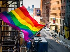 टेक्सास में ट्रांसजेंडरों के लिए बुरी खबर, मेडिकल केयर ट्रीटमेंट पर लगा सकता है बैन, जानें पूरी बात