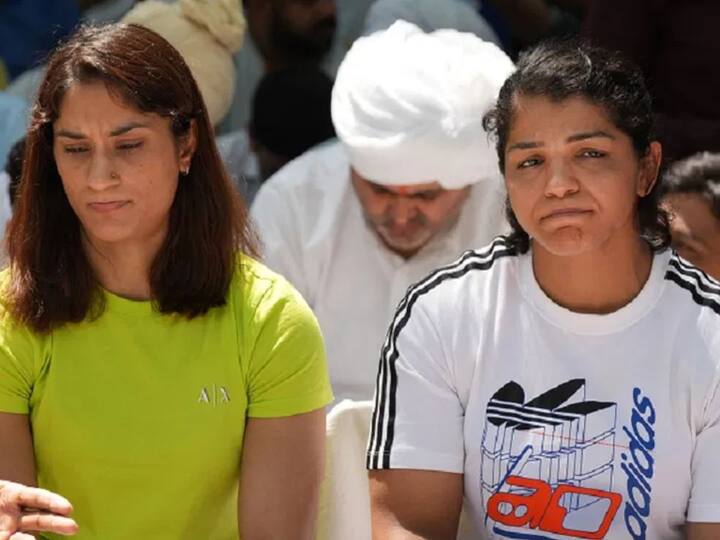 ते दोषी असतील तर त्यांच्यावर कारवाई करण्याची मागणी जू शेट्टी यांनी राष्ट्रपती द्रौपदी मुर्मू यांच्याकडे केली आहे.