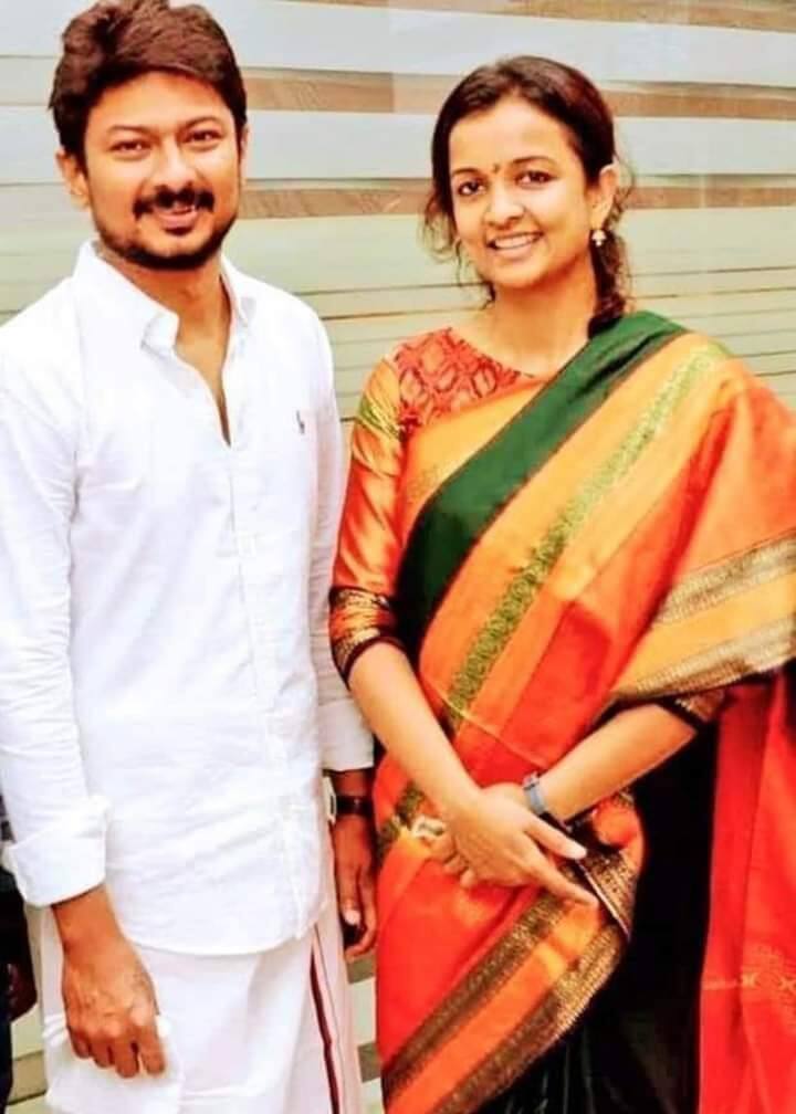 நடிகர் மற்றும் அமைச்சர் உதயநிதி ஸ்டாலினின் மனைவி கிருத்திகா உதயநிதி இயக்கவிருக்கும், ஜெயம் ரவியின் 33-வது படத்தை ரெட் ஜெயண்ட் மூவிஸ் நிறுவனம் தயாரிக்கவுள்ளதாக தகவல் வெளியாகியுள்ளது.