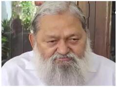 सांसद रतन लाल कटारिया के किस्से सुनाते हुए नम हो गई गृह मंत्री विज की आंखे, बोले- ‘कमी को पूरा करना होगा मुश्किल’