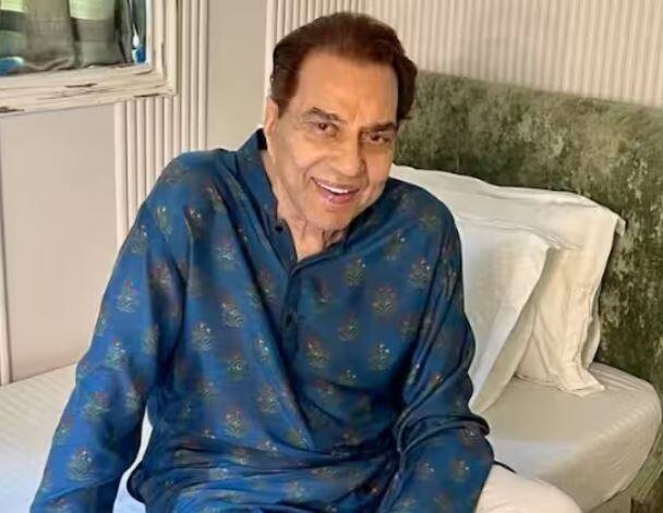 ਧਰਮਿੰਦਰ - ਸਭ ਤੋਂ ਪਹਿਲਾਂ ਗੱਲ ਕਰੀਏ ਦਿਓਲ ਪਰਿਵਾਰ ਦੇ ਮੁਖੀ ਧਰਮਿੰਦਰ ਦੀ। ਜਿਸ ਨੂੰ ਬਾਲੀਵੁੱਡ ਦਾ ਹੀਮੈਨ ਵੀ ਕਿਹਾ ਜਾਂਦਾ ਹੈ। ਧਰਮਿੰਦਰ ਨੇ ਆਪਣੇ ਲੰਬੇ ਕਰੀਅਰ 'ਚ ਹਿੰਦੀ ਸਿਨੇਮਾ ਨੂੰ ਕਈ ਸੁਪਰਹਿੱਟ ਫਿਲਮਾਂ ਦਿੱਤੀਆਂ ਹਨ। ਪਰ ਤੁਹਾਨੂੰ ਇਹ ਜਾਣ ਕੇ ਹੈਰਾਨੀ ਹੋਵੇਗੀ ਕਿ ਐਕਟਿੰਗ ਵਿੱਚ ਮੁਹਾਰਤ ਰੱਖਣ ਵਾਲੇ ਧਰਮਿੰਦਰ ਨੇ ਸਿਰਫ਼ ਦਸਵੀਂ ਤੱਕ ਹੀ ਪੜ੍ਹਾਈ ਕੀਤੀ ਹੈ।