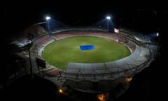 SRH vs RCB : முட்டுக்கட்டையாக இருக்கும் ஹைதராபாத்..ப்ளே ஆஃப் செல்லுமா பெங்களூரு?