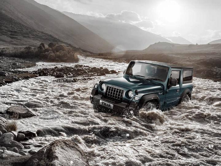 Mahindra Thar 5 Door Mahindra will be debut their five row Thar in August 2023 Mahindra Thar 5-Door: इस साल अगस्त में पेश हो सकती है महिंद्रा थार 5-डोर, मारुति जिम्नी से होगा मुकाबला