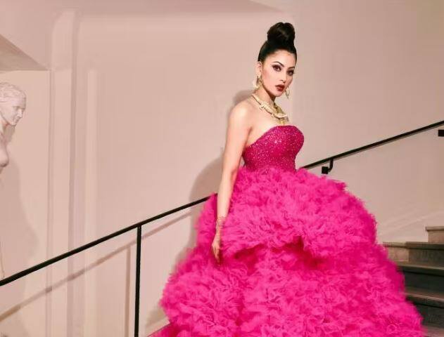 urvashi rautela reaction the paparazzi after the calling her aishwarya rai see full detail કાન્સ 2023માં પાપારાજીથી થઈ મિસ્ટેક, Urvashi Rautela ને સમજી એશ્વર્યા, અભિનેત્રીએ આપ્યું રિએક્શન 
