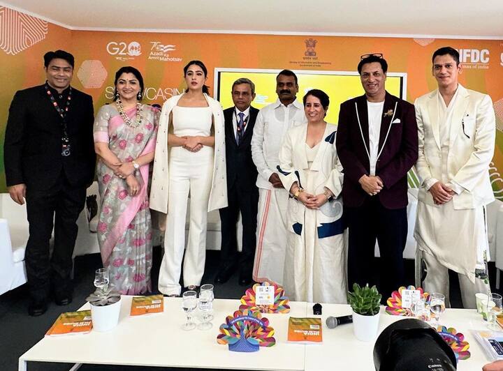 Guillaume Esmiol, the executive director of the Cannes Marche du Film, was also seated on the dais on the first day of the festival. Esmiol agreed that Indian cinema was becoming more and more integrated with the international film industry, making the nation crucial to the festival.