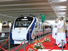 New Vande Bharat Express:  देश को आज पीएम मोदी देंगे 17वीं वंदे भारत एक्सप्रेस का तोहफा, जानें रूट से लेकर हर जरूरी बात