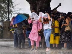 हिमाचल प्रदेश में मौसम ने फिर ली करवट, भारी बारिश के साथ बर्फबारी और आंधी चलने की चेतावनी