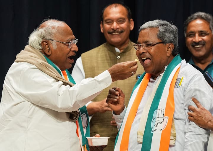 सिद्धारमैया ने इससे पहले वर्ष 2013 से 2018 के बीच कर्नाटक के मुख्यमंत्री के रूप में सेवाएं दी थीं. उनके पास न सिर्फ सरकार चलाने, बल्कि जाति एवं वर्ग के वर्चस्व वाले कर्नाटक में अलग-अलग समुदायों के हितों के बीच तालमेल बैठाने का भी लंबा तजुर्बा है.