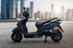 EV Two-Wheeler Sales Report: ये हैं अप्रैल 2023 में सबसे ज्यादा बिकने वाले इलेक्ट्रिक टू-व्हीलर, देखें तस्वीरें