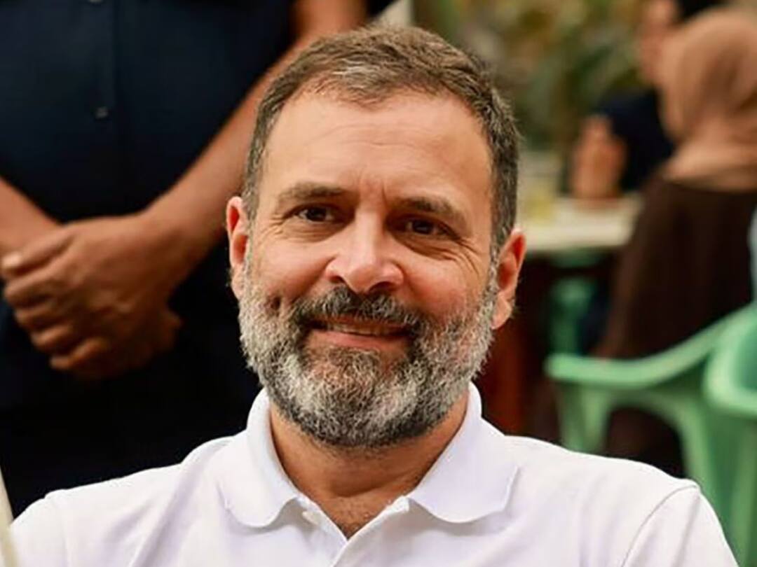 Rahul Gandhi US Visit Rahul Gandhi will set up a love shop in America, poster released Rahul Gandhi US Visit: అమెరికాలో రాహుల్ గాంధీ 