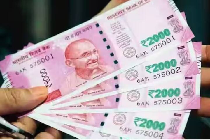2000 Rupees Note What if someone do not have bank account to change 2000 rupees notes know answer here 2000 Rupees Note: जिनके पास बैंक खाते नहीं हैं वो अपने 2000 रुपये के नोट्स कैसे बदलेंगे? यहां जानें जवाब