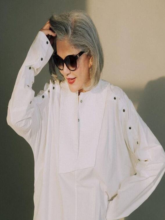 Zeenat Aman Is Giving Insta Models Run For Their Money