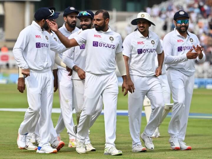Rohit Sharma Lead Indian Cricket Team Leave For UK In Three Batches IND vs AUS WTC 2023 WTC Final: वर्ल्ड टेस्ट चैंपियनशिप फाइनल के लिए 3 हिस्सों में इंग्लैंड जाएंगे टीम इंडिया के खिलाड़ी, जानिए वजह