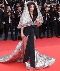 Aishwarya Rai : வித்தியாசமான உடை அணிந்து நெட்டிசன்களின் ட்ரோல் வலையில் சிக்கிய ஐஸ்வர்யா ராய்!