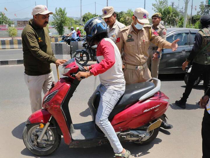Srinagar is hosting a G20 event for the first time under India’s presidency amid tight security cover, particularly in border districts. More than 10 Army schools have been closed as part of precautionary measures. (Source: PTI)