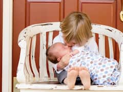 अंधे पैदा होते हैं इस जानवर के बच्चे, दो महीने तक सोते ही रहते हैं! बताइए कौन-सा है यह जानवर?