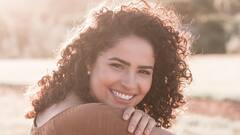 Lifestyle:কোঁকড়ানো চুলের যত্নে কী করবেন?