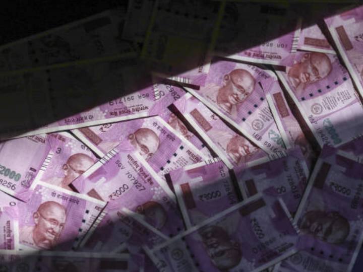 Reserve Bank of India Rs 2000 notes ban do you know how much is the biggest note in Pakistan भारत में तो 2000 का नोट ही टॉप था, पाकिस्तान का सबसे बड़ा नोट पता है कितने का है?