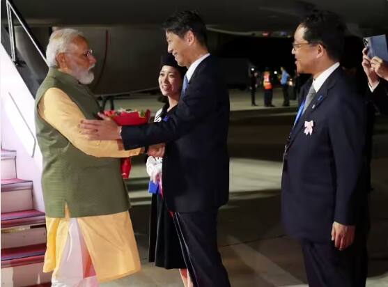 pm-modi-visit-japan-hiroshima-for-g7-summit-and-metting PM Modi Visit Japan: ਪੀਐਮ ਮੋਦੀ ਜਾਪਾਨ ਦੇ ਹੀਰੋਸ਼ੀਮਾ ਪੁੱਜੇ, ਜਾਣੋ ਕਾਰਨ