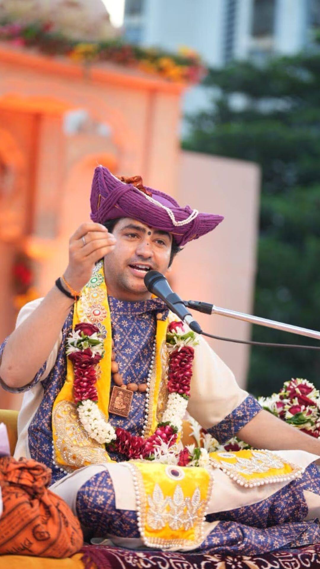 Today BABA Bageshwar dhirendra shastri in the Ahmedabad for Ahmedabad divya darbar Dhirendra Shastri: ભારે વરસાદથી દિવ્ય દરબાર સ્થાન પર નુકશાન, ઓગણજમાં ઠેર ઠેર પાણી ભરાયા