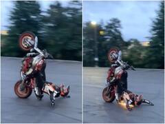 Video: अगले पहिए को उठाते हुए बाइक पर किया खतरनाक स्टंट, वीडियो देख छूट जाएंगे पसीने