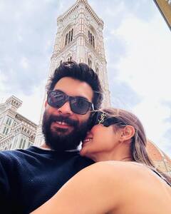 Mouni Roy Photos: లైఫ్ ని ఫుల్ ఎంజాయ్ చేస్తోన్న మౌనీ రాయ్‌