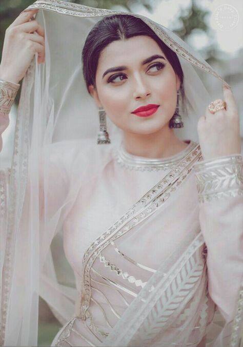 ਇਸ ਦੇ ਨਾਲ ਨਾਲ ਨਿਮਰਤ ਨੇ ਇਹ ਵੀ ਕਿਹਾ ਕਿ 