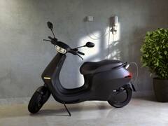 EV Two-Wheeler Sales Report: ये हैं अप्रैल 2023 में सबसे ज्यादा बिकने वाले इलेक्ट्रिक टू-व्हीलर, देखें तस्वीरें