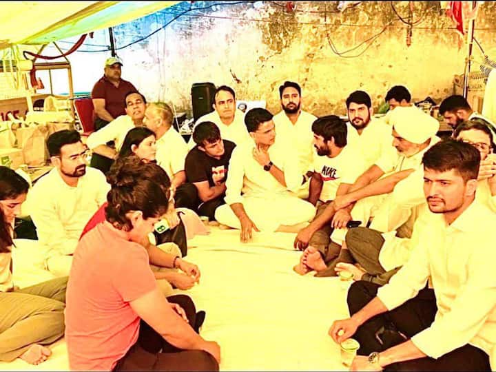 While interacting with the wrestlers, Pilot said, 'The legislators from Rajasthan have come here to extend you their support and to drive home the point that if a man seeking justice doesn't get it in a time-bound manner then a big injustice is being done to the younger generation.' (Source: Twitter/@SachinPilot)