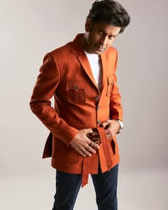 Manoj Bajpayee Life Fact: जब 8 साल की उम्र में मनोज को पिता ने पिला दी थी भांग, फिर जो हुआ जानकर चौंक जाएंगे आप