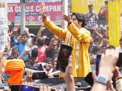 'कैसे हो बिहार के पागलों...', धीरेंद्र शास्त्री जाते-जाते अपनी भाषा में समझा गए 'पागल' का मतलब